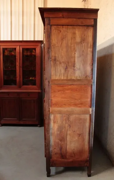 FRENCH CUPBOARD