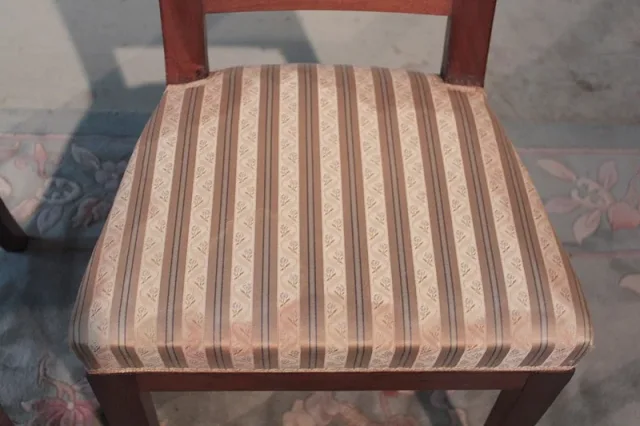 DIRECTOIRE STYLE CHAIRSのペア