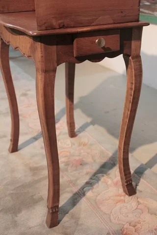 LOUIS XV STYLE TABLE