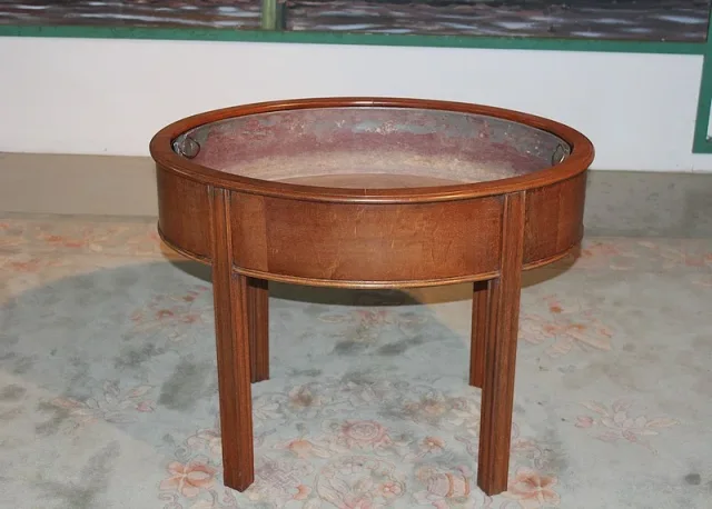 MAHOGANY JARDINIERE