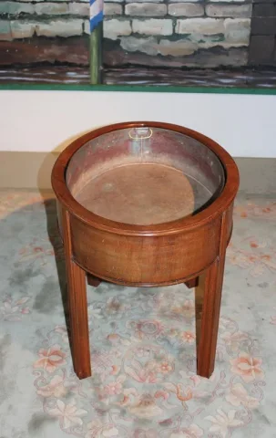 MAHOGANY JARDINIERE