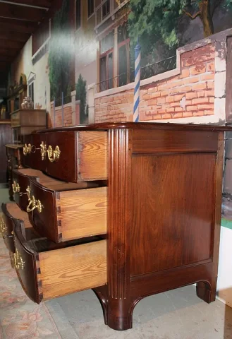 Commode Louis XIV en Acajou de Cuba XVIIIeme