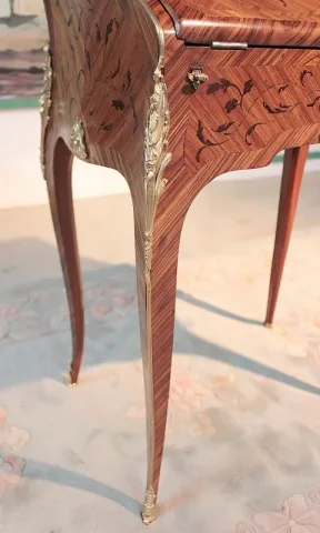 LOUIS XV STYLE LADY'S BÜRO
