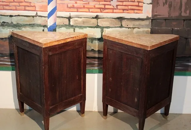 PAIR OF LOUIS XVI STYLE CORNER CUPBOARDS