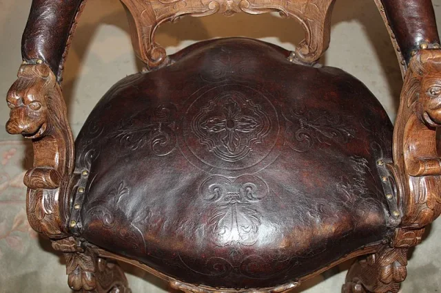 Fauteuil de Bureau style Renaissance en Chêne XIXe