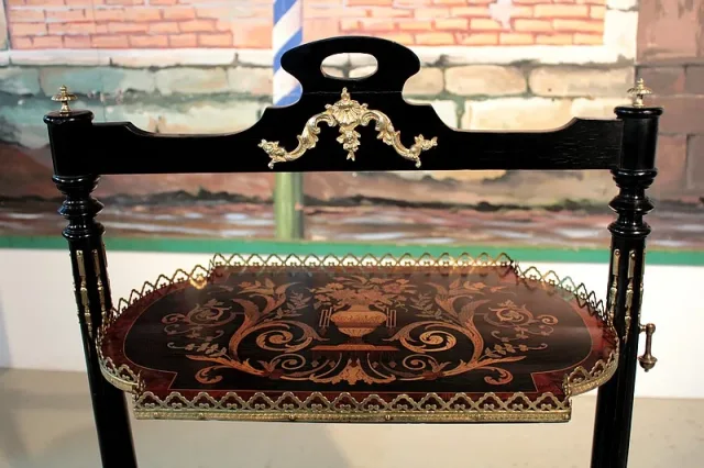 NAPOLEON III DUMB WAITER