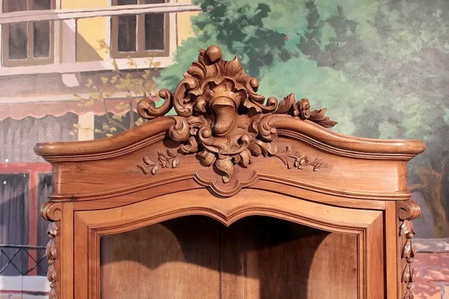LOUIS XV STYLE DISPLAY CABINET