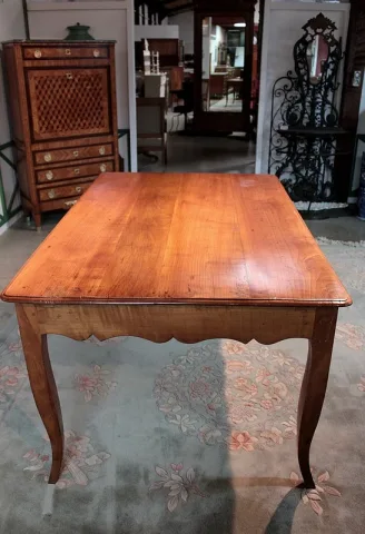 LOUIS XV STYLE TABLE
