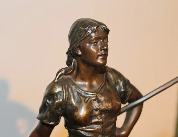 BRONZE STATUE