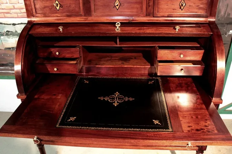 CYLINDER TOP DESK