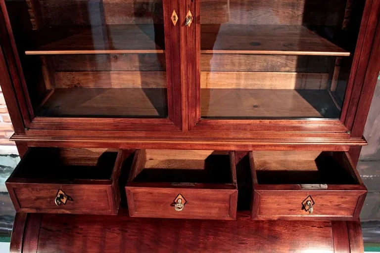 CYLINDER TOP DESK