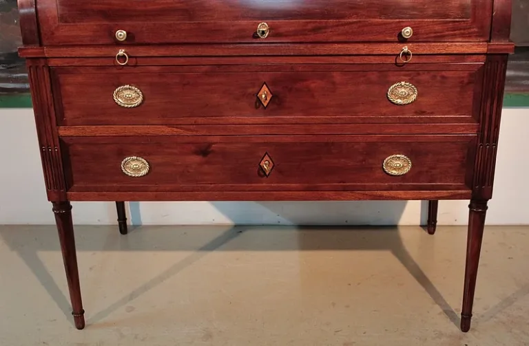 CYLINDER TOP DESK