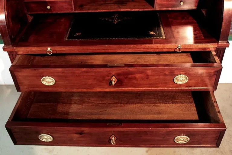 CYLINDER TOP DESK