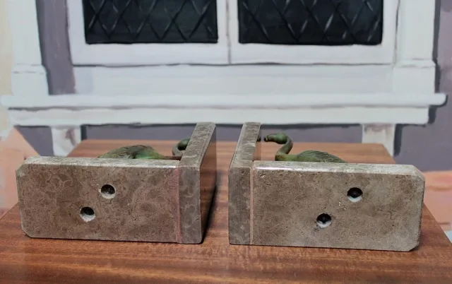 Bookends