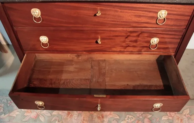Commode Directoire en Acajou XIXeme