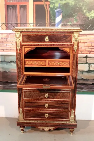 LOUIS XVI STIL SECRETAIRE