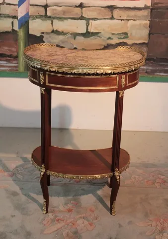 LOUIS XVI STYLE KIDNEY TABLE