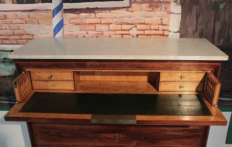 CHARLES X PERIOD BÜRO