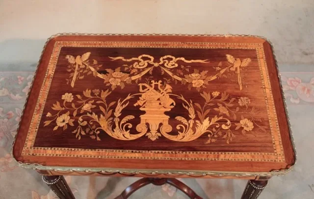 NAPOLEON III PERIODE OCCASIONALE TAFEL