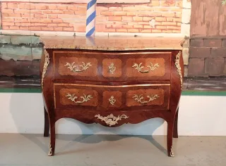LOUIS XV STIJLKIST VAN LADE