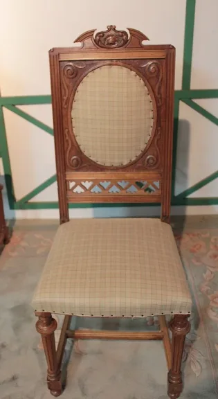 RENAISSANCE STYLE SESSEL