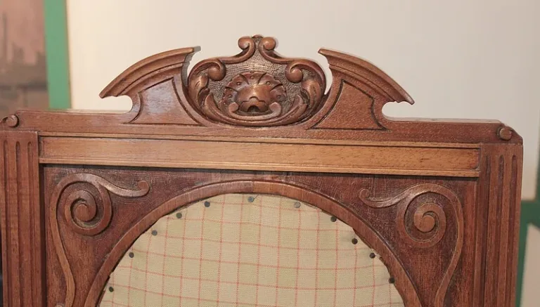 RENAISSANCE STYLE SESSEL