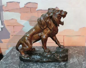 SPELTER LÖWE VON T. CARTIER