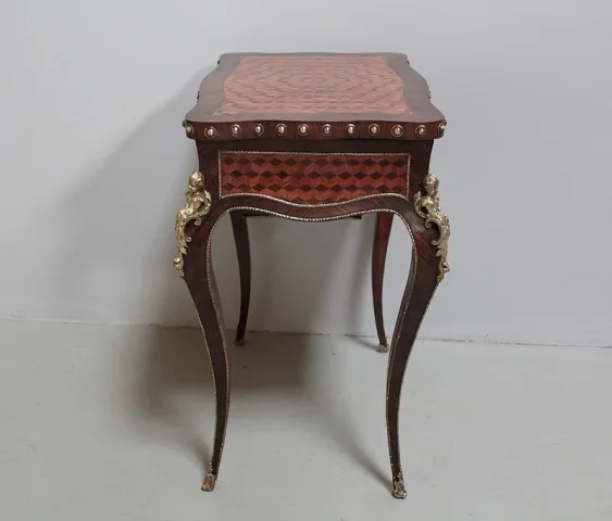 Travailleuse Louis XV en Palissandre XIXeme