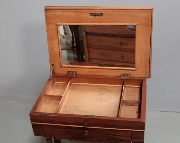 TABLA DE TRABAJO DEL PERIODO DE LOUIS PHILIPPE