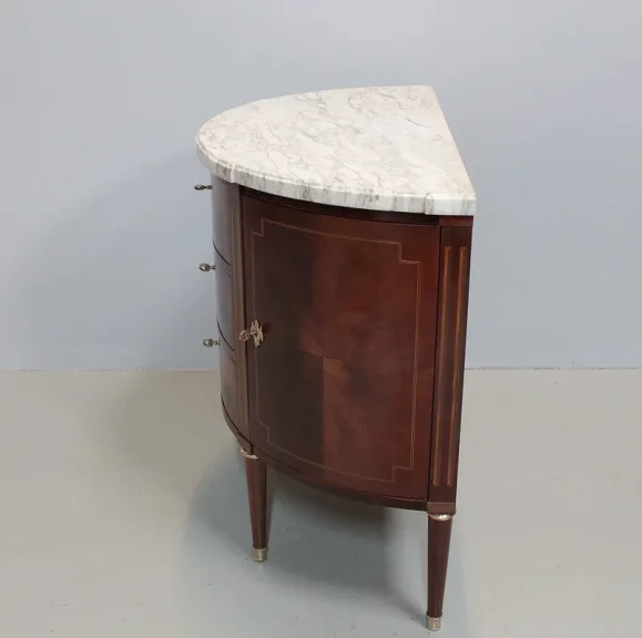 LOUIS XVI STYLE Kommode aus Schubladen