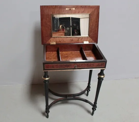NAPOLEON III PERIOD WORK TABLE