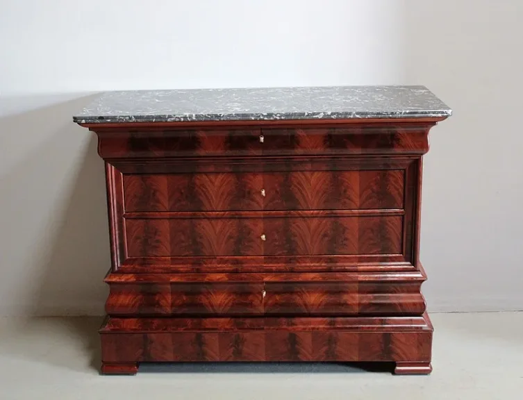 RESTAURATION PERIOD CHEST OF DRAWERS