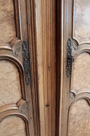 LOUIS XV STIL ARMOIRE