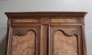LOUIS XV STIL ARMOIRE