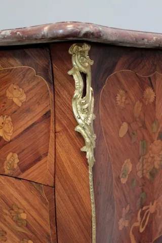 Commode Louis XV en Marqueterie XVIIIeme
