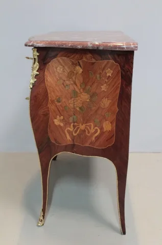 Commode Louis XV en Marqueterie XVIIIeme