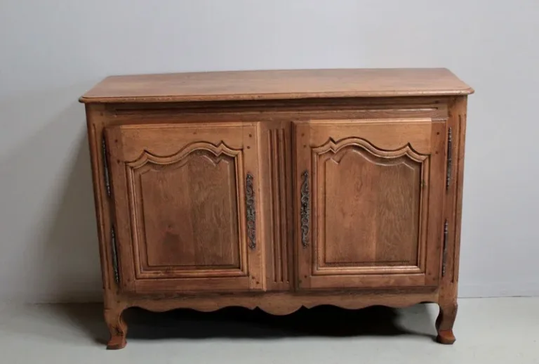 LOUIS XV STILBUFFET