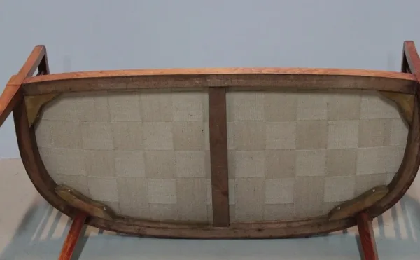ART DECO PERIOD SETTEE