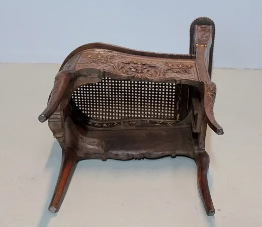 COMMODE STUHL