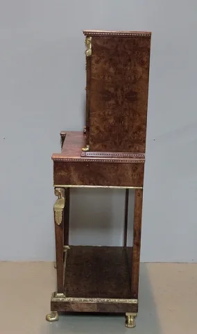 GABINETE CONSULAT STYLE