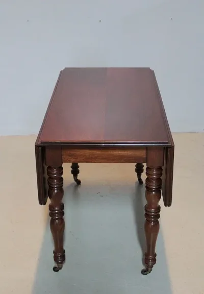 Table à Volets L. Philippe en Axajou XIXeme