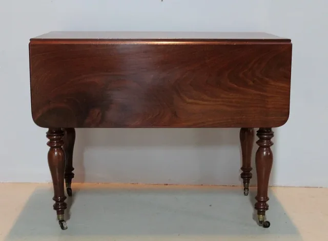 Table à Volets L. Philippe en Axajou XIXeme
