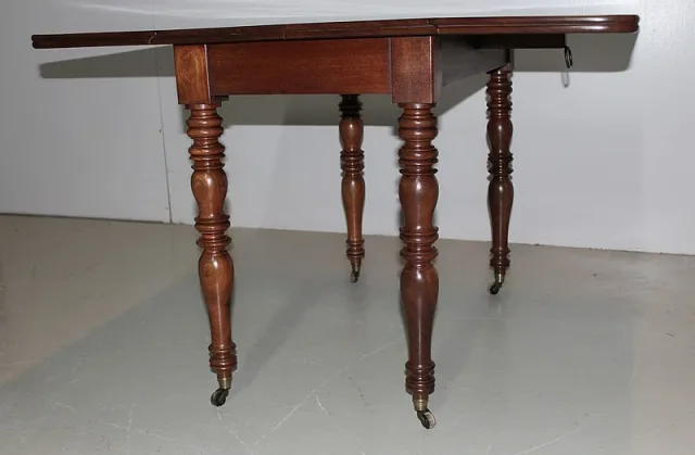 Table à Volets L. Philippe en Axajou XIXeme