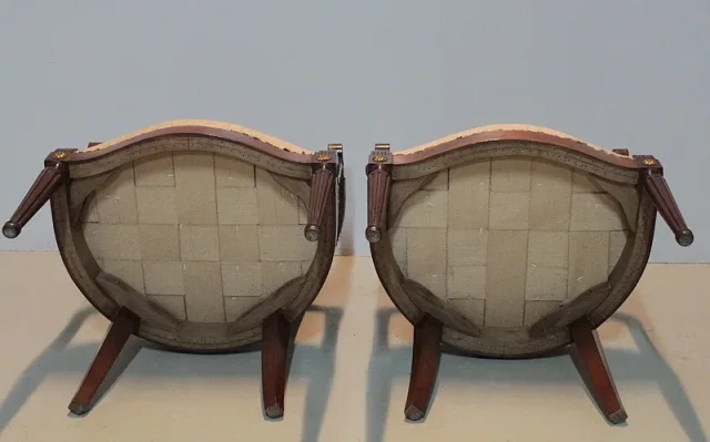 Paire de Fauteuils Louis XVI en Acajou  XIXeme