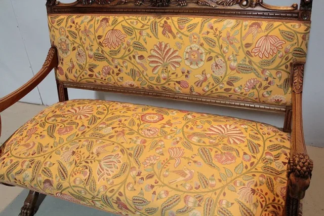 Salon 3 pièces en Noyer goût Renaissance  XIXeme