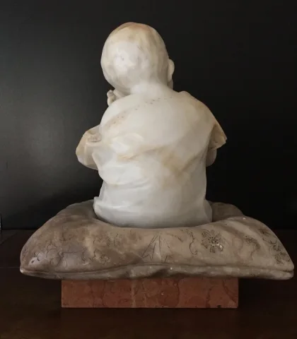 MARMORSTATUETTE
