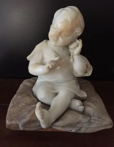 MARMORSTATUETTE