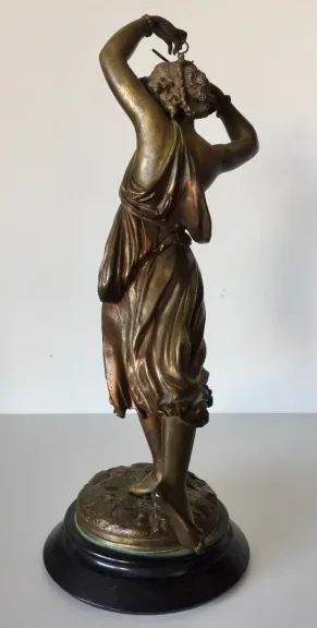 La danse , sculpture en bronze