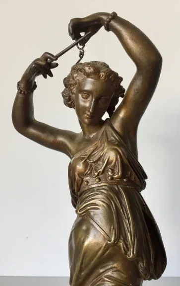 La danse , sculpture en bronze