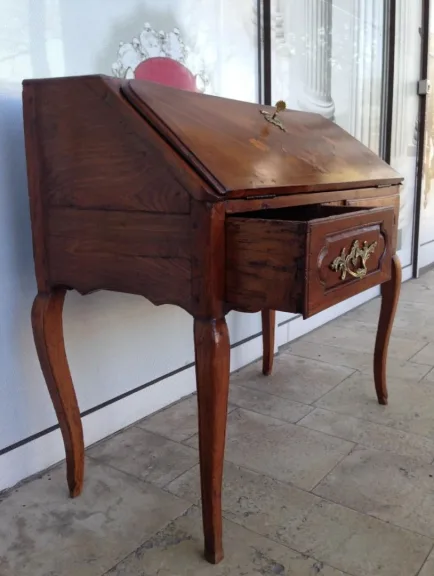 Bureau dos d âne marqueté